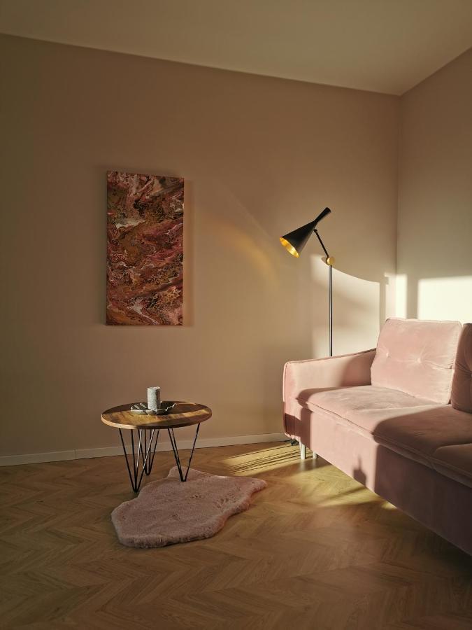 Cosy Old Town Apartment Klaipėda Exterior foto